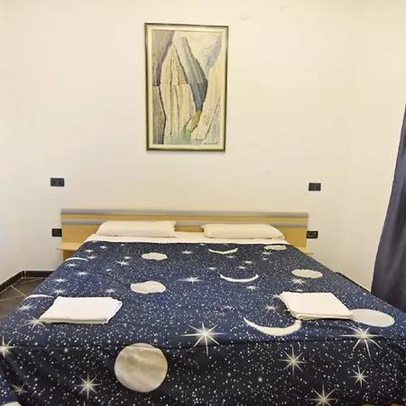 Einfache In Der Naehe Des Strandes Punta * אומאג