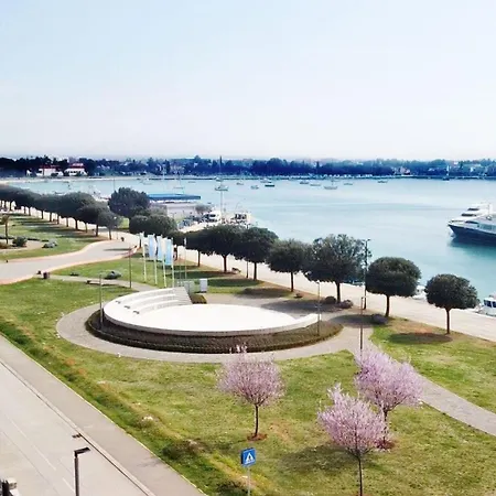 Einfache In Der Naehe Des Strandes Punta * Umag