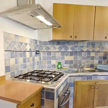Einfache In Der Naehe Des Strandes Punta Apartment Umag
